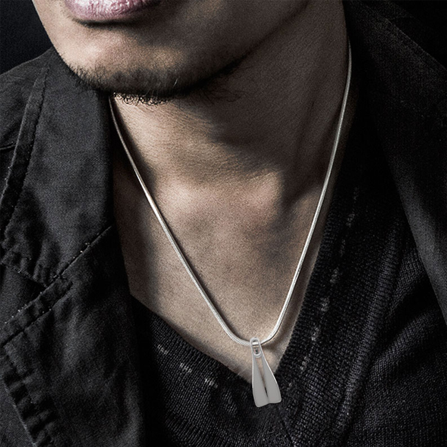TPD5152-Mono-Fin-Sterling-Silver-Pendant-model